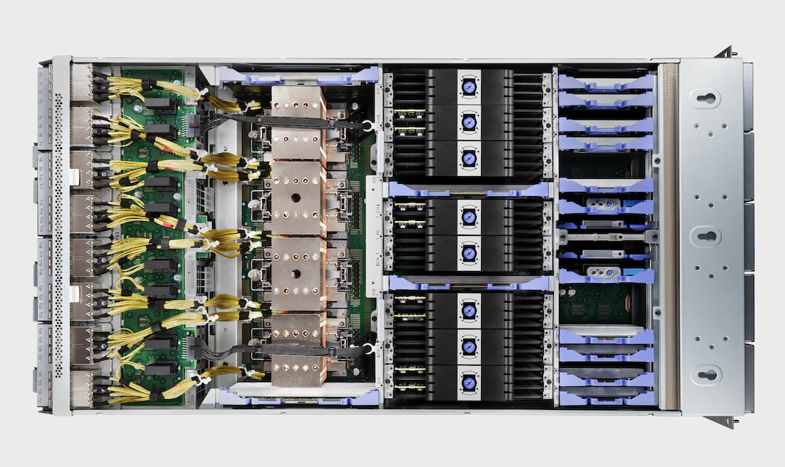 IBM выпустила первый сервер на чипе Power 10 под задачи создания гибридного облака